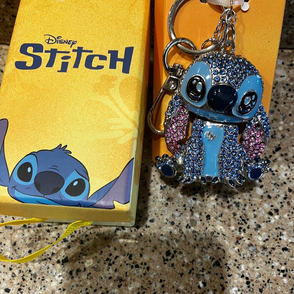 Disney Stitch Bling Rhinestone Bag Clip Keychain !! NIB!!! - Picture 7 of 7